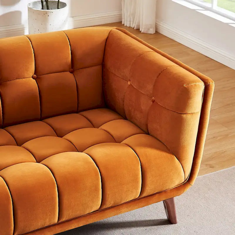 Divano moderno Chesterfield in velluto trapuntato, divano imbottito in stile Mid-Century, in schiuma ad alta densità, gambe in noce, mobili per soggiorno